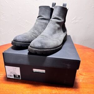 Banana Republic - Lug Sole Gray Suede Chelsea Boots - Size 12